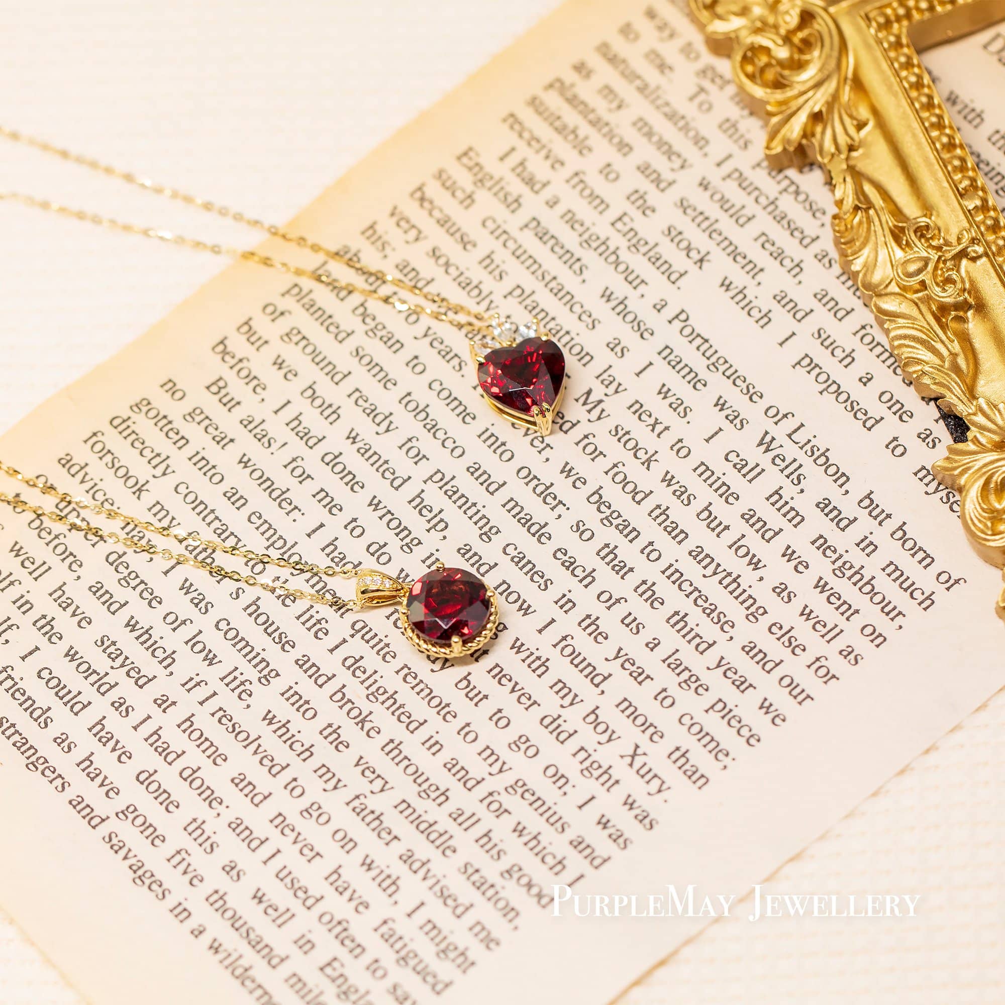 18K SOLID GOLD GARNET AND DIAMOND NECKLACE - Melbourne, Australia