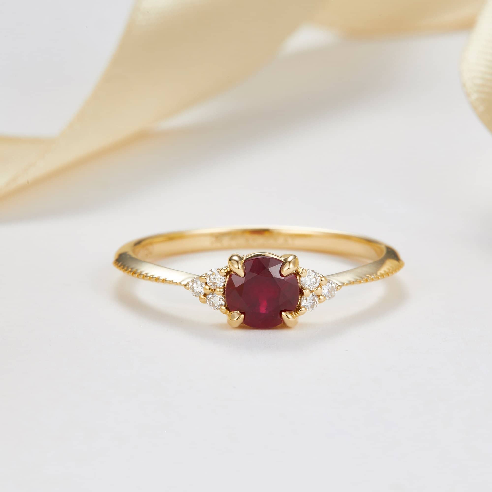 18k Solid Gold Round Ruby and Diamond Ring - Melbourne, Australia