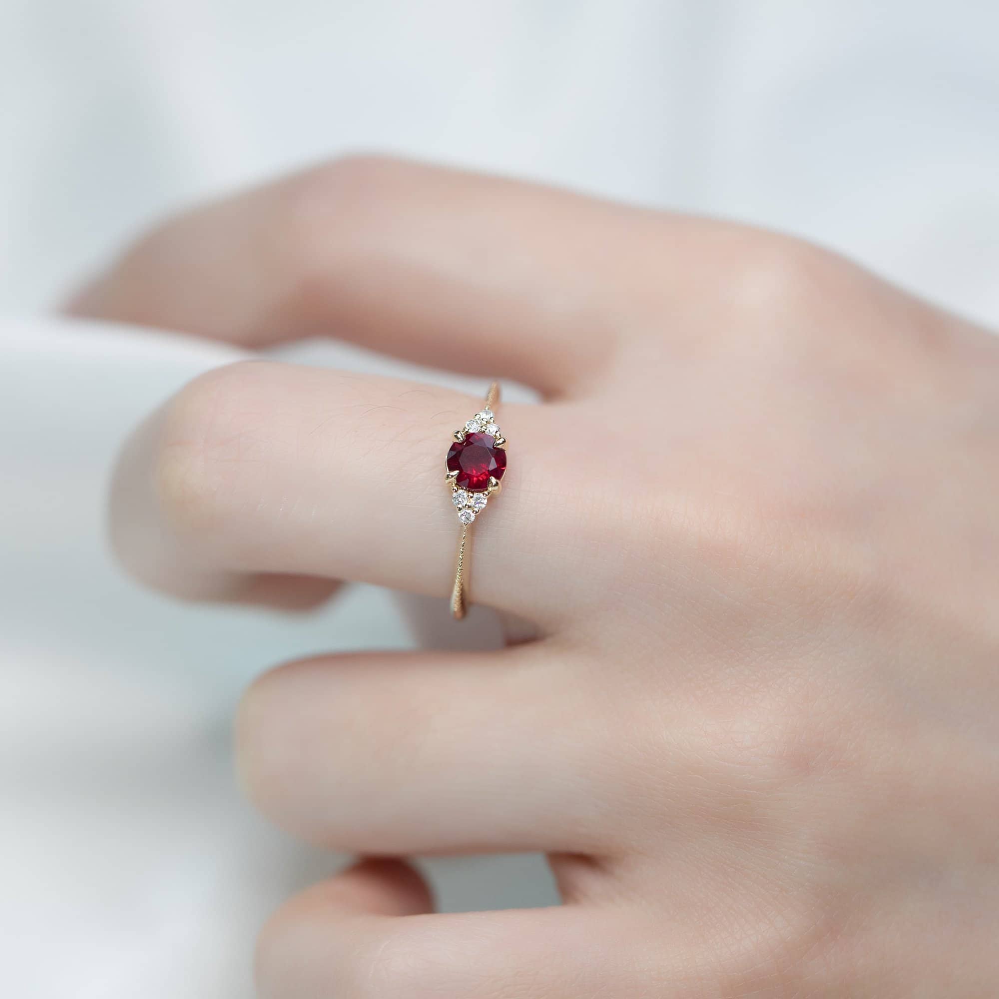 18k Solid Gold Round Ruby and Diamond Ring - Melbourne, Australia