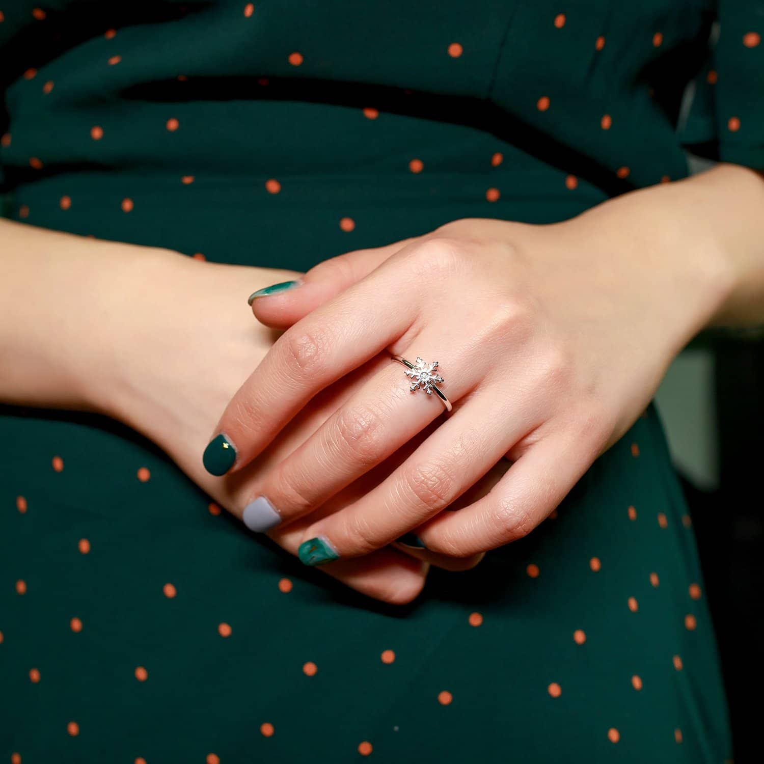 CHRISTMAS 18K SOLID GOLD SNOWFLAKE STATEMENT RING - Melbourne, Australia