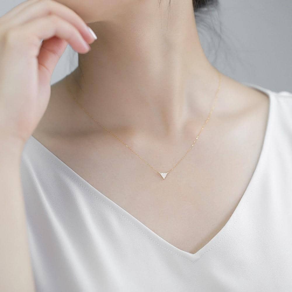 18k Solid Gold Triangle Diamond Necklace - Melbourne, Australia